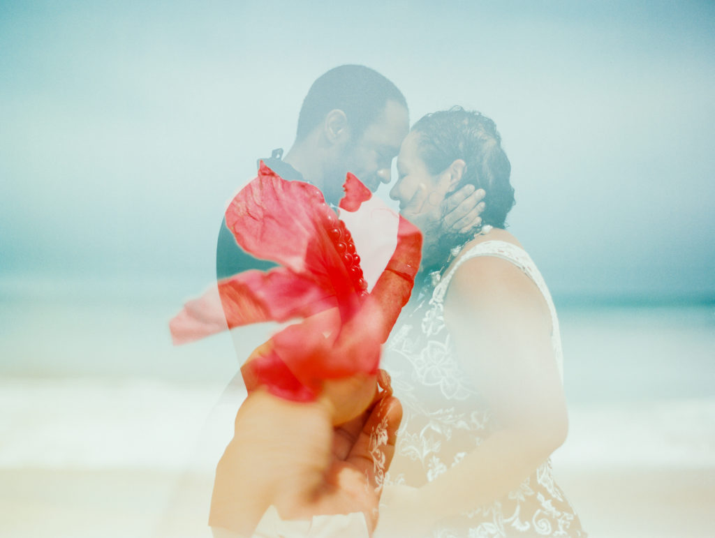 Private Photo Editor for Wedding Photographers // Photo by Hawaii Photographer Kayleen T